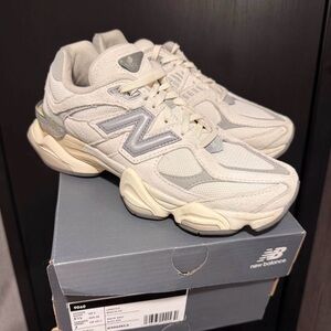 New balance 9060 size 7